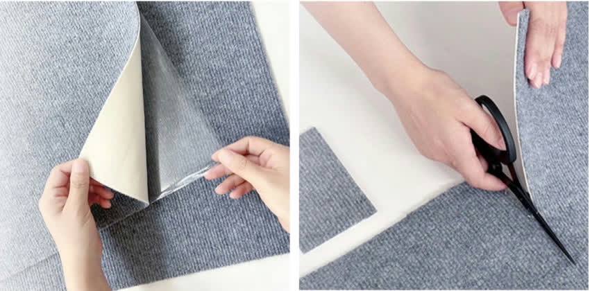 왼쪽은 회색 카펫 시트의 뒷면 필름을 손으로 떼어 내는 모습, 오른쪽은 회색 시트의 가장자리를 가위로 자르는 모습